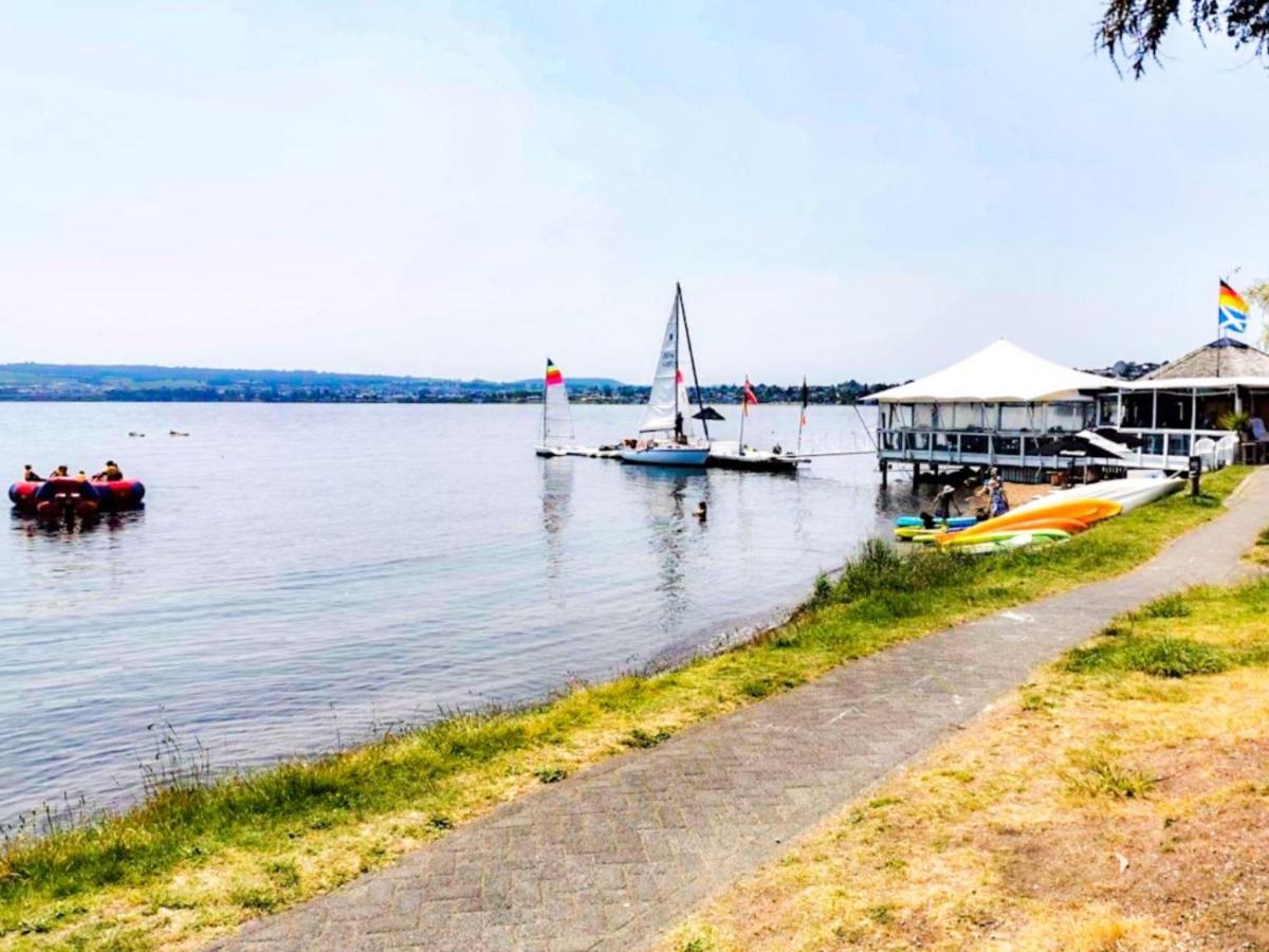 Studio On Golders - Two Minutes To The Lake And Quick Drive To Town! Appartamento Lago Lago Taupo Esterno foto